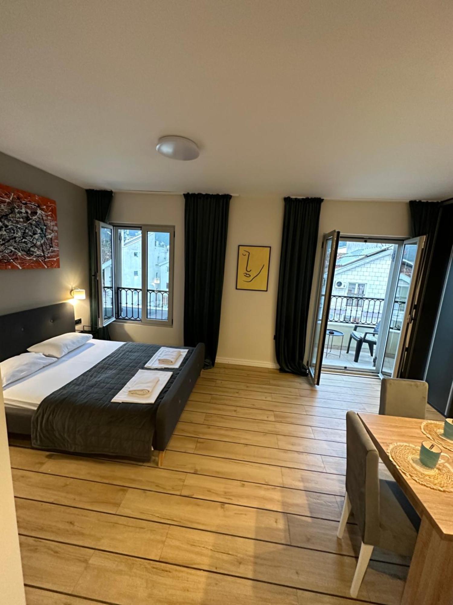 Saly Apart Budva Exterior photo